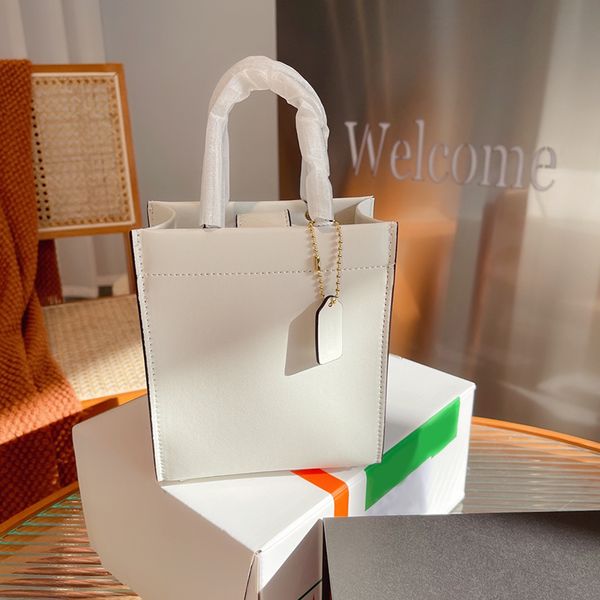 2022designer bag handbag crossbody tote women handbags genuine leather luxury different colors various styles with original box
2022designer bag handbag crossbody tote women handbags genuine leather luxury different colors various styles with original box