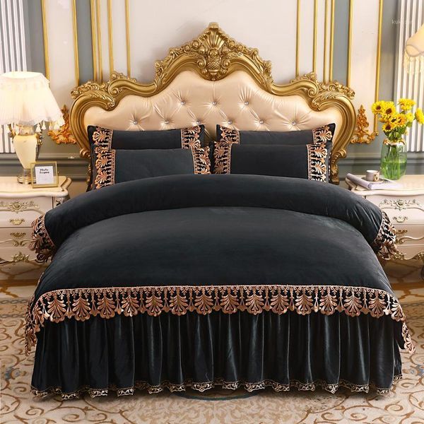 dark gray soft velvet bedding set king size 4pcs(1 duvet cover 1bed skirt pillow shams)1
dark gray soft velvet bedding set king size 4pcs(1 duvet cover 1bed skirt pillow shams)1