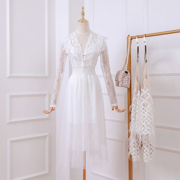 2021 new summer elegant 2-piece lace mesh defines with white shirt cleavage and maximal elastic waistband skirt vintage fashion woman edb9
2021 new summer elegant 2-piece lace mesh defines with white shirt cleavage and maximal elastic waistband skirt vintage fashion woman edb9