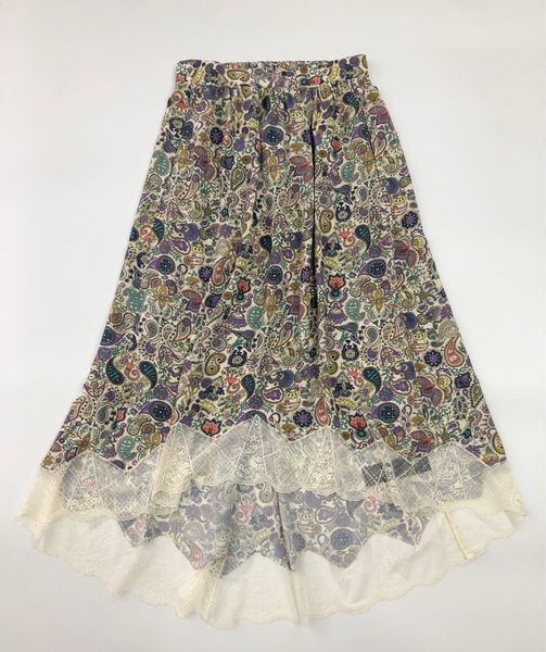 colorful printed women skirt lace patchwork asymmetrical midi skirt 2020 spring summer new 1014, Black
colorful printed women skirt lace patchwork asymmetrical midi skirt 2020 spring summer new 1014, Black