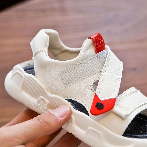 sandals boys' 2020 new zhongda girls' korean fashion soft sole little princs children's beach sho, Black;red
sandals boys' 2020 new zhongda girls' korean fashion soft sole little princs children's beach sho, Black;red