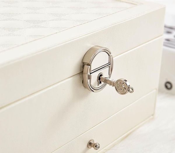 кожа jewelry box корейский многослойная большой емкости многофункциональный jewelry box хранения ear шпильки кольца ювелирных изделий organi, Black;white
кожа jewelry box корейский многослойная большой емкости многофункциональный jewelry box хранения ear шпильки кольца ювелирных изделий organi, Black;white