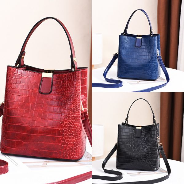 2020 new fashion women's fashion leather one shoulder straddle stone pattern women's bag korean version versatile solid color pu l
2020 new fashion women's fashion leather one shoulder straddle stone pattern women's bag korean version versatile solid color pu l