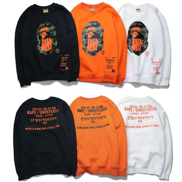 japanese plus velvet sweater male couple tide brand round neck camouflage shark print loose pullover jacket, Black
japanese plus velvet sweater male couple tide brand round neck camouflage shark print loose pullover jacket, Black