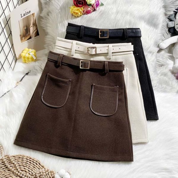 korean version of the winter high-waist fashionable double-pocket design sense a-line skirt is thin and anti-glare short skirt, Black
korean version of the winter high-waist fashionable double-pocket design sense a-line skirt is thin and anti-glare short skirt, Black
