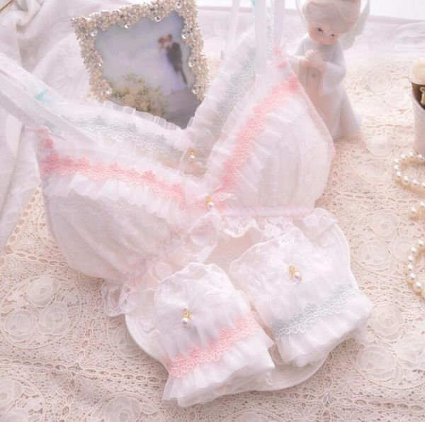 100% real ps good quality lolita cute kawaii bridal white lace padded wireless wire seamless bra panties set rb293 y200708, Red;black
100% real ps good quality lolita cute kawaii bridal white lace padded wireless wire seamless bra panties set rb293 y200708, Red;black