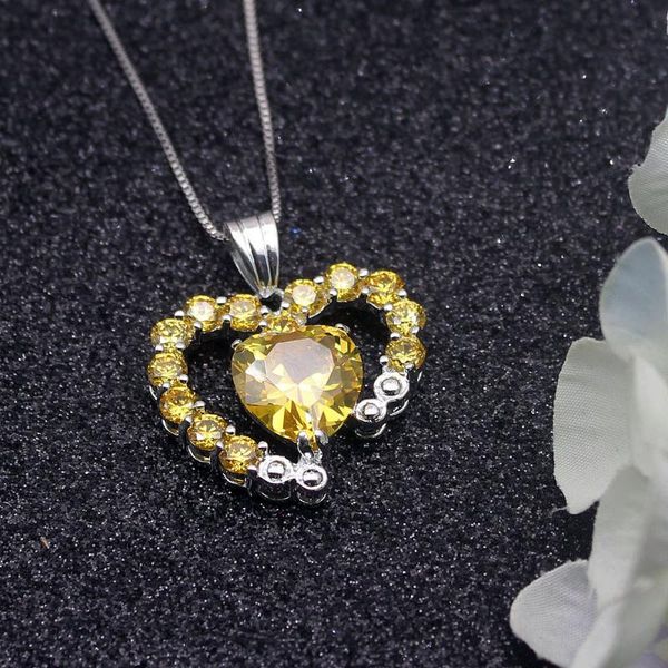 glorious heart yellow citrine925 sterling silver color charms pendant chain necklace 20 inch
glorious heart yellow citrine925 sterling silver color charms pendant chain necklace 20 inch