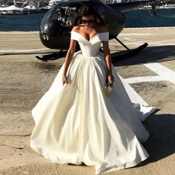 2021 new princess in satin vintage off her shoulder dressed as a white ivory train wedding gown usao
2021 new princess in satin vintage off her shoulder dressed as a white ivory train wedding gown usao