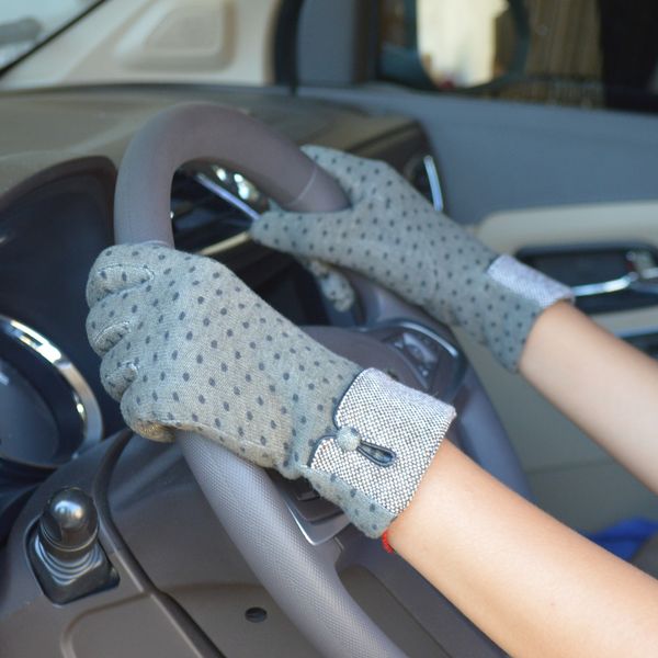 little cashmere wool spring and autumn winter korean women' touch screen cotton single driving gloves, Blue;gray
little cashmere wool spring and autumn winter korean women' touch screen cotton single driving gloves, Blue;gray