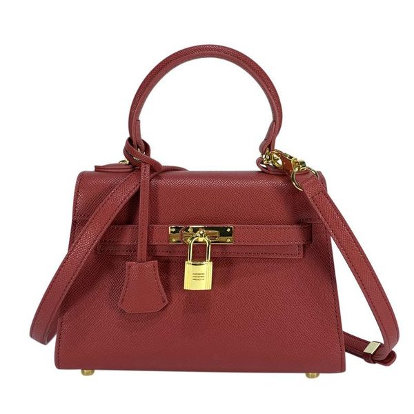 2020 new korean style mini leather bag ladies hangbags with lock cowhide female shoulder bag messenger bags crossbody
2020 new korean style mini leather bag ladies hangbags with lock cowhide female shoulder bag messenger bags crossbody