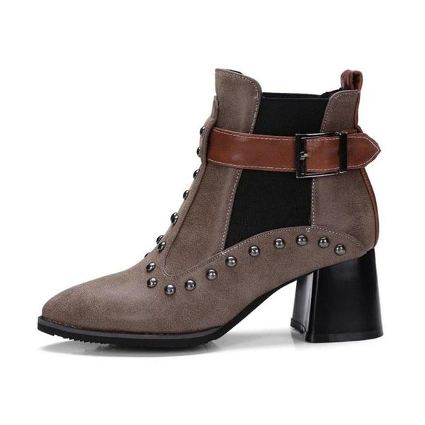 fanyuan boots size 32-43 women ankle boots 2020 new fashion buckle rivet high heels winter shoes women office retro footwear, Black
fanyuan boots size 32-43 women ankle boots 2020 new fashion buckle rivet high heels winter shoes women office retro footwear, Black