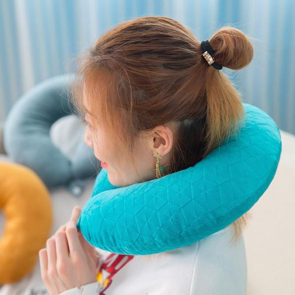 pillow simple u-shaped neck office nap travel driving health short plush can be buckled up flight
pillow simple u-shaped neck office nap travel driving health short plush can be buckled up flight