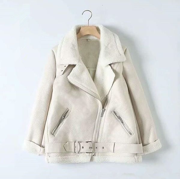 women fake leather long sleeve with turn collar belt ladies 2021 thick winter oversized p1935 jacket a6mk, Black;brown
women fake leather long sleeve with turn collar belt ladies 2021 thick winter oversized p1935 jacket a6mk, Black;brown