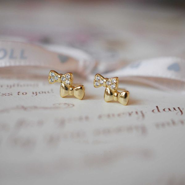 new gemini mini cute bow all body s925 pure silver japanese and korean zircon simple daily earrings, Golden
new gemini mini cute bow all body s925 pure silver japanese and korean zircon simple daily earrings, Golden