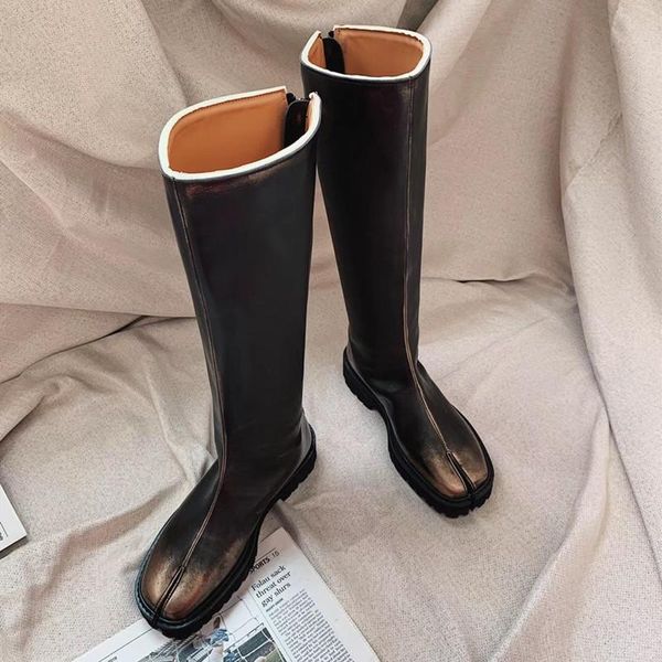 black retro split toe women boots autumn winter new color toe women's shoes side zipper flat boots motorcycle square heels
black retro split toe women boots autumn winter new color toe women's shoes side zipper flat boots motorcycle square heels