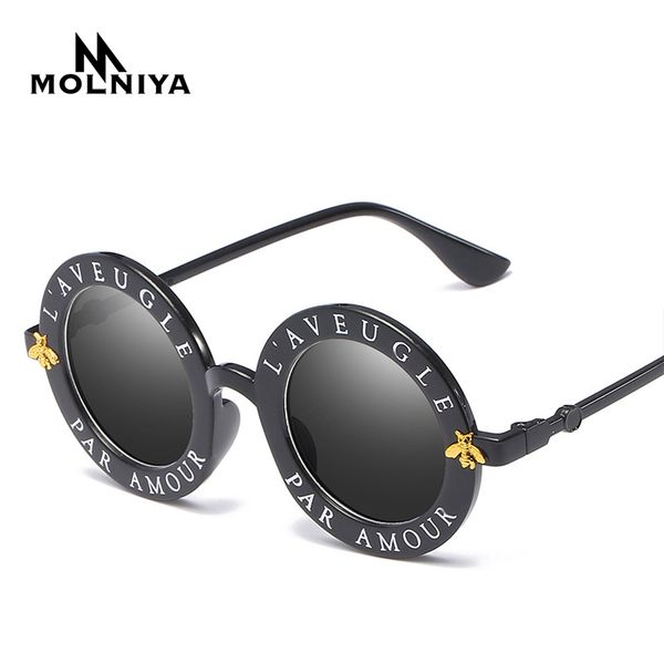 steampunk metal bee дети женщины мужчины luxury vintage солнцезащитные очки круглые солнцезащитные очки óculos feminino аксессуары
steampunk metal bee дети женщины мужчины luxury vintage солнцезащитные очки круглые солнцезащитные очки óculos feminino аксессуары