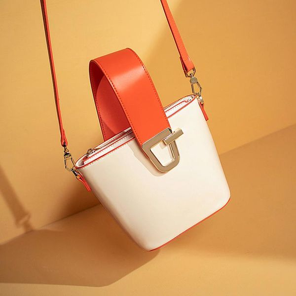 shoulder bags fashion panelled buckets bag for women design brand wide strap handbags luxury soft pu leather crossbody large tote
shoulder bags fashion panelled buckets bag for women design brand wide strap handbags luxury soft pu leather crossbody large tote