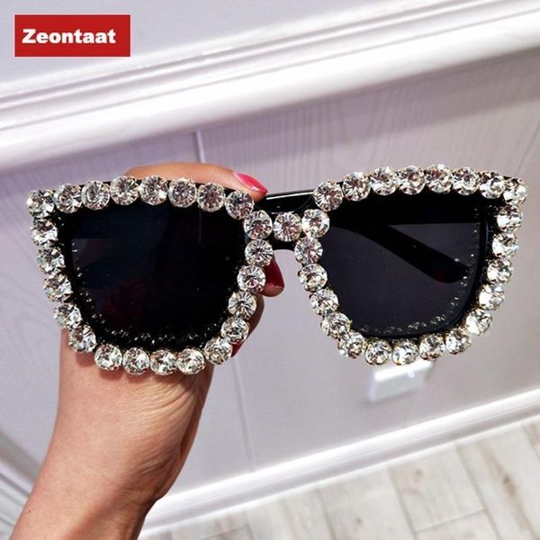 sunglasses fashion green diamond women designer cat eye crystal frame vintage shades1, White;black
sunglasses fashion green diamond women designer cat eye crystal frame vintage shades1, White;black