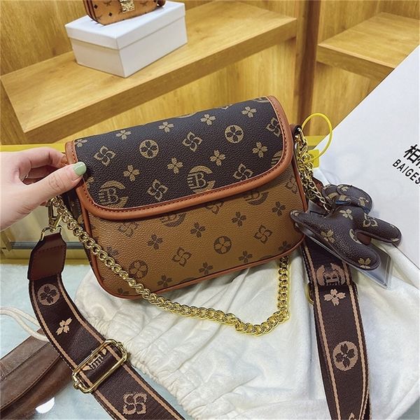 factory store shop printed chain small square bag autumn and winter new fashion single shoulder bag messenger mobile phone tide
factory store shop printed chain small square bag autumn and winter new fashion single shoulder bag messenger mobile phone tide