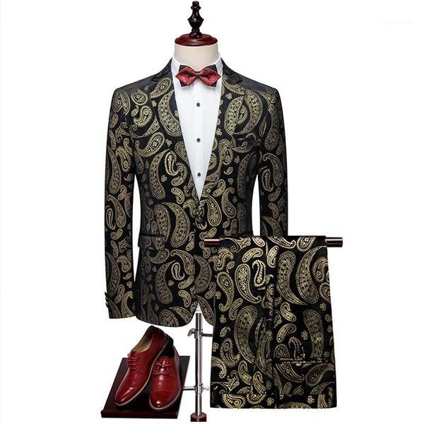 2020 new lapel mens suits golden jacquard print groom 2 pcs tuxedos slim fit prom party men wedding dress singer stage costume1, White;black
2020 new lapel mens suits golden jacquard print groom 2 pcs tuxedos slim fit prom party men wedding dress singer stage costume1, White;black