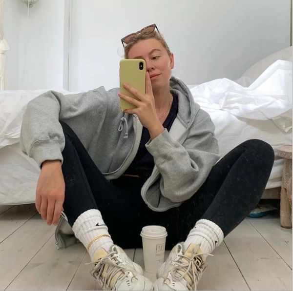 european and american women's 2020 autumn new loose men and women couple mid-length hooded sweater jacket, Black
european and american women's 2020 autumn new loose men and women couple mid-length hooded sweater jacket, Black