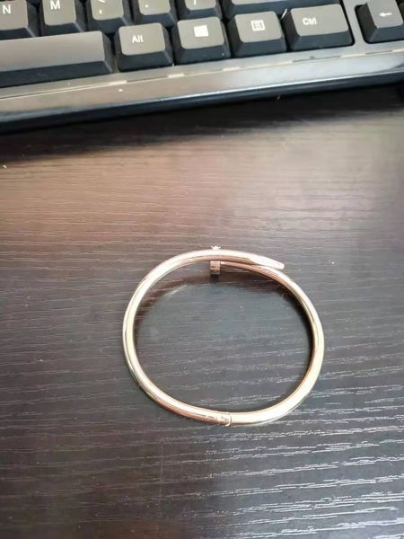 nail bracelet designer bracelet mens gold bracelet luxury jewelry women bracelets stainless steel gold plated not allergic never fade 0, Golden;silver
nail bracelet designer bracelet mens gold bracelet luxury jewelry women bracelets stainless steel gold plated not allergic never fade 0, Golden;silver