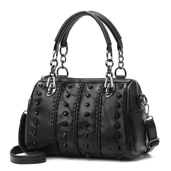 cross body 2021 luxury crossbody bags for women pu leather female shoulder bag designers rivet women's travel shopping handbags
cross body 2021 luxury crossbody bags for women pu leather female shoulder bag designers rivet women's travel shopping handbags