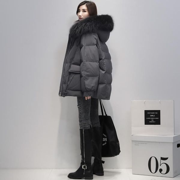 2021 autumn winter real raccoon fur collar hooded winter women's down jacket 90% white duck down parkas female warm overcoat r84, Black
2021 autumn winter real raccoon fur collar hooded winter women's down jacket 90% white duck down parkas female warm overcoat r84, Black