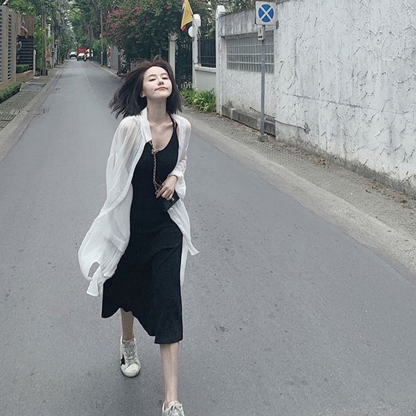 2020 new goddess suspender waist-cut age-reducing fashion temperament french style casual suspender skirt dressdress dressdress two-piece se, Gray 
2020 new goddess suspender waist-cut age-reducing fashion temperament french style casual suspender skirt dressdress dressdress two-piece se, Gray