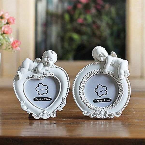white mini p frame for baby p cupid design picture frame for wedding gift lovely family marcos para foto1
white mini p frame for baby p cupid design picture frame for wedding gift lovely family marcos para foto1
