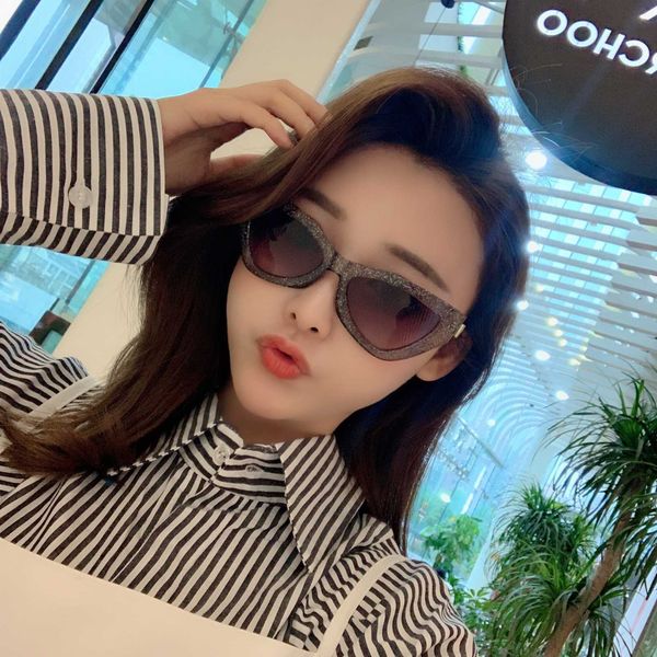 new personalized cat's eye small frame men's and women's sunglasses fashion net red trend star sunglasses 1911 designer aws, White;black
new personalized cat's eye small frame men's and women's sunglasses fashion net red trend star sunglasses 1911 designer aws, White;black