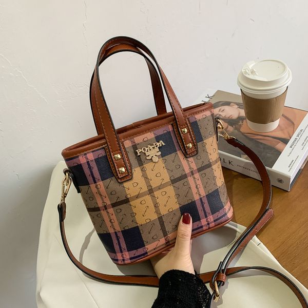 2020 new check pattern bag womens autumn and winter new crossbody bucket bag western style small handbag internet celebrity tote bag for wom
2020 new check pattern bag womens autumn and winter new crossbody bucket bag western style small handbag internet celebrity tote bag for wom