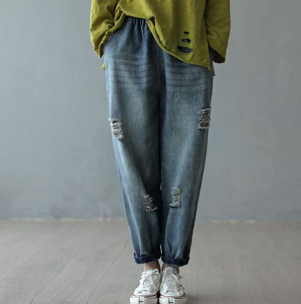 2020 spring jeans elastic waist drawstring loose all-match denim pants new ladies casual scratched hole retro trousers, Blue
2020 spring jeans elastic waist drawstring loose all-match denim pants new ladies casual scratched hole retro trousers, Blue