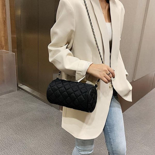 2020 new diamond chain small bag female bag trendy fashion wild ins net red shoulder messenger round bucket
2020 new diamond chain small bag female bag trendy fashion wild ins net red shoulder messenger round bucket