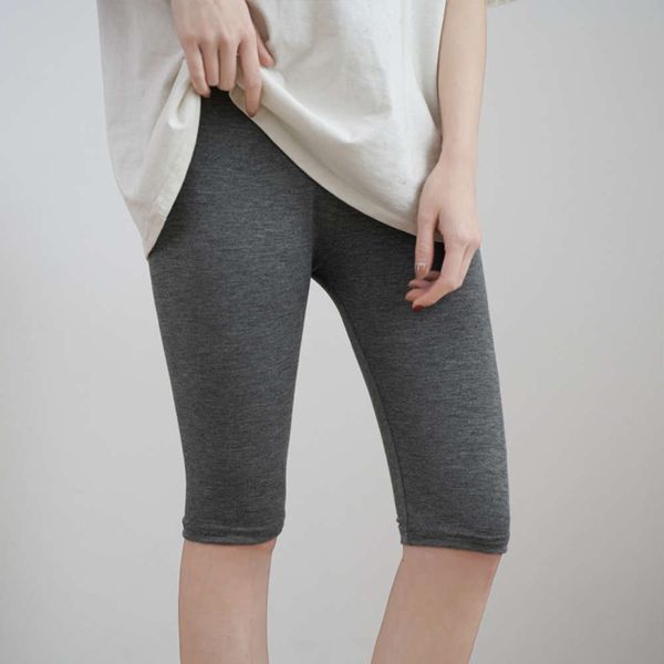 modal leggings women's large size tight anti light capris summer thin shorts, Black
modal leggings women's large size tight anti light capris summer thin shorts, Black