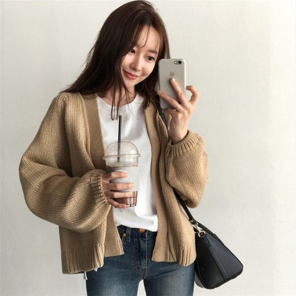 осенью новый корейский шикарный стиль ленивый свободный короткий вязаный кардиган пальто пальто sweatersweater свитер студент женщина u0j6d, White;black
осенью новый корейский шикарный стиль ленивый свободный короткий вязаный кардиган пальто пальто sweatersweater свитер студент женщина u0j6d, White;black