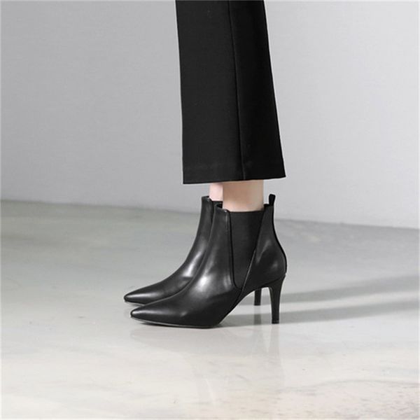 2021 new in heels short fall and winter joker plus velvet women's pointed shoes thin documentary boots 82j1, Black
2021 new in heels short fall and winter joker plus velvet women's pointed shoes thin documentary boots 82j1, Black