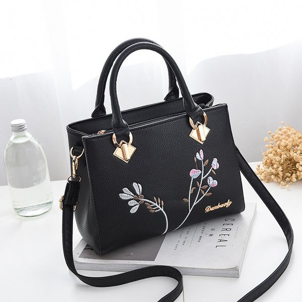 hbp non-brand handbag q women's bag fashion embroidery women's casual one shoulder messenger bag generation sport.0018
hbp non-brand handbag q women's bag fashion embroidery women's casual one shoulder messenger bag generation sport.0018