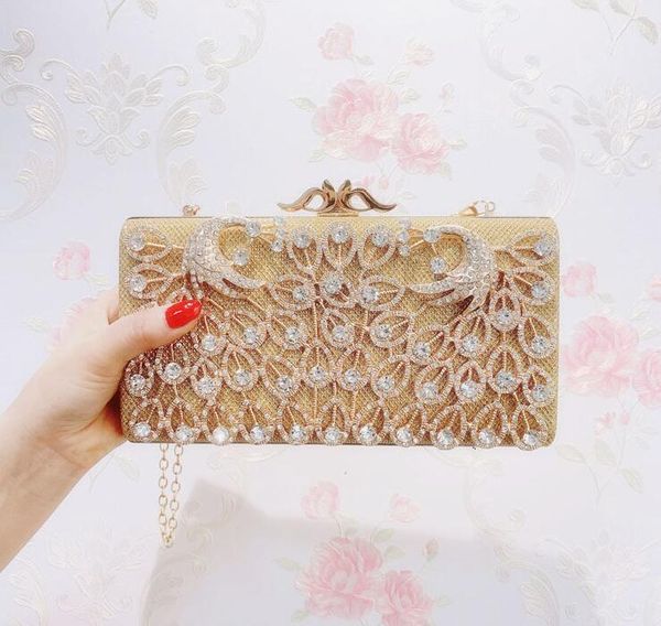 2020 new fashion golden women's bridal shoulder clutch bag rhinestone chain evening handbag purse 
2020 new fashion golden women's bridal shoulder clutch bag rhinestone chain evening handbag purse