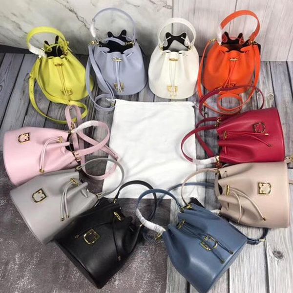 2020 classic leather bucket bag with single-shoulder diagonal straddle bag for women large capacity handbag
2020 classic leather bucket bag with single-shoulder diagonal straddle bag for women large capacity handbag