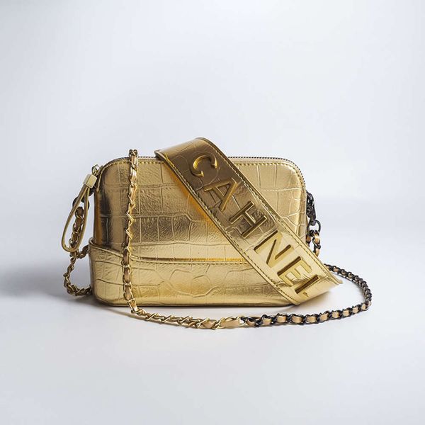 luxurys designers xiaoxiang fengliulang 2021 new fashion portable bucket women's crocodile skin messenger bag
luxurys designers xiaoxiang fengliulang 2021 new fashion portable bucket women's crocodile skin messenger bag