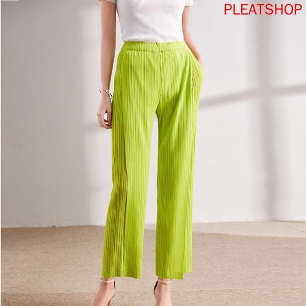 casual pants women's autumn new women's fashion loose simple elastic straight pants miyake trousers two-piece spodnie oggers1, Black;white
casual pants women's autumn new women's fashion loose simple elastic straight pants miyake trousers two-piece spodnie oggers1, Black;white