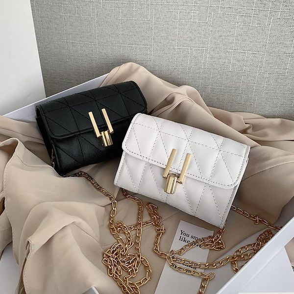 женщины crossbody сумки корейский алмазные цепи мешок малый квадрат сумки на ремне, 2020
женщины crossbody сумки корейский алмазные цепи мешок малый квадрат сумки на ремне, 2020