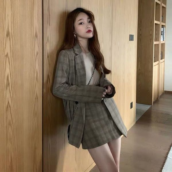 autumn 2020 new foreign style suit female temperament goddess fan wanghong two autumn new western style fried street piece suit fashion of p, Gray
autumn 2020 new foreign style suit female temperament goddess fan wanghong two autumn new western style fried street piece suit fashion of p, Gray