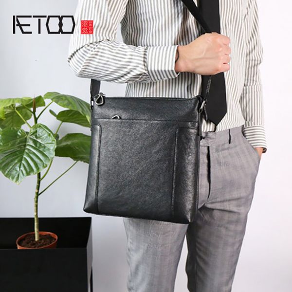 hbp aetoo leather men's bag, the new simple japanese and korean men shoulder crossbody bag, cowhide vertical leisure bag
hbp aetoo leather men's bag, the new simple japanese and korean men shoulder crossbody bag, cowhide vertical leisure bag
