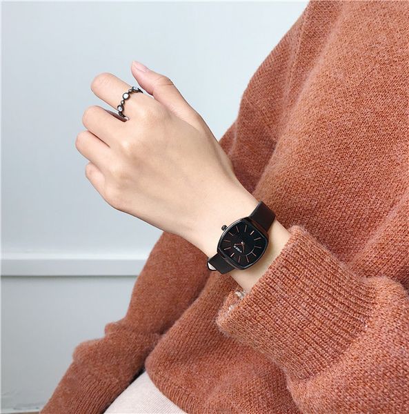vintage watch female ins fashion student yuansuo style literature and art retro chic square simple belt han fengsen, Slivery;brown
vintage watch female ins fashion student yuansuo style literature and art retro chic square simple belt han fengsen, Slivery;brown
