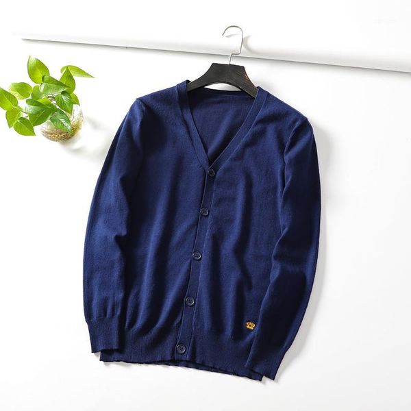good quality autumn and winter men's solid color knit sweater v-neck single breasted cardigen sweater gentlemen coat tb38561, White;black
good quality autumn and winter men's solid color knit sweater v-neck single breasted cardigen sweater gentlemen coat tb38561, White;black