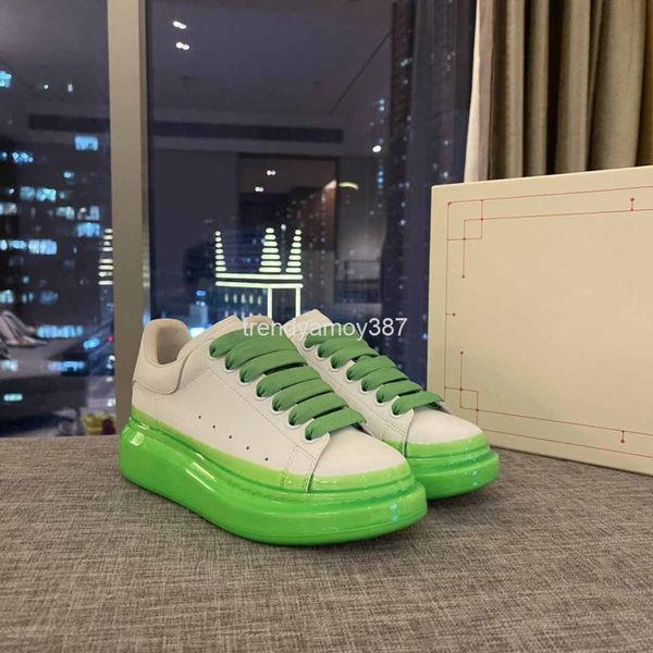 dress shoes in spring and summer of , a style small white shoes is . the bottom the air cushion comfortable. trend,, Black
dress shoes in spring and summer of , a style small white shoes is . the bottom the air cushion comfortable. trend,, Black
