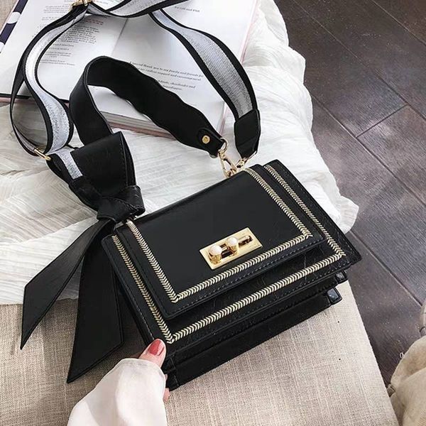 leather luggage tag handbags money bag 2019 new chain shoulder bag korean casual handbags on new messenger bag purse hook
leather luggage tag handbags money bag 2019 new chain shoulder bag korean casual handbags on new messenger bag purse hook