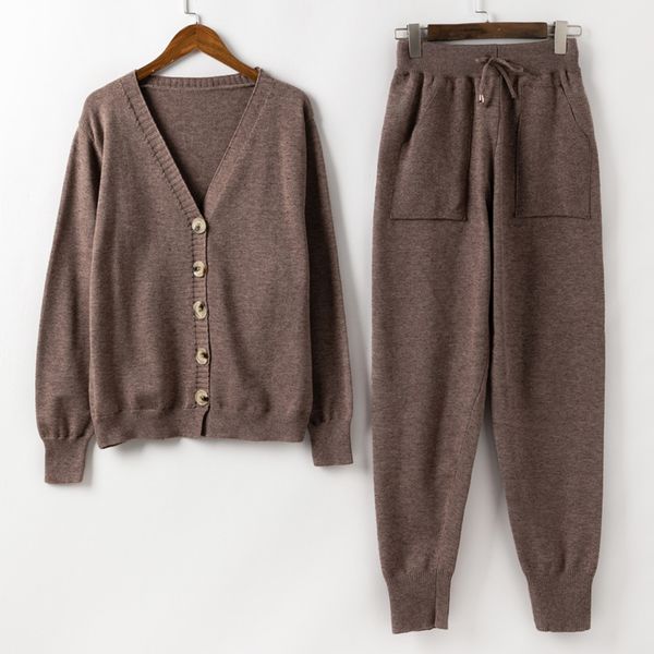 hlbcbg women knitted tracksuit turtleneck sweater casual suit autumn winter 2 piece set knit pants sporting suit femme clothing c0129, Black;white
hlbcbg women knitted tracksuit turtleneck sweater casual suit autumn winter 2 piece set knit pants sporting suit femme clothing c0129, Black;white
